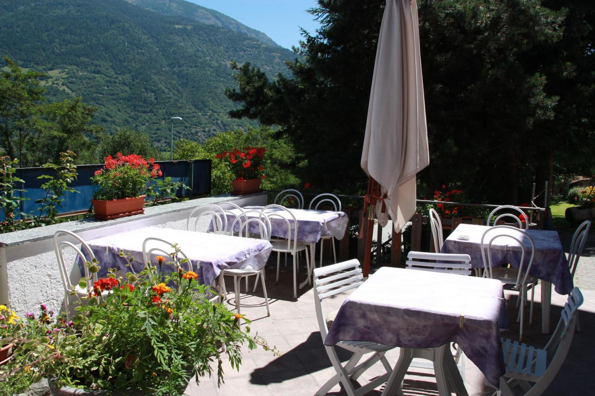 Hotel Bellevue Gignod Εξωτερικό φωτογραφία